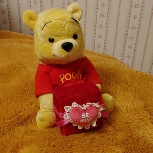 Winnie the pooh trinket box